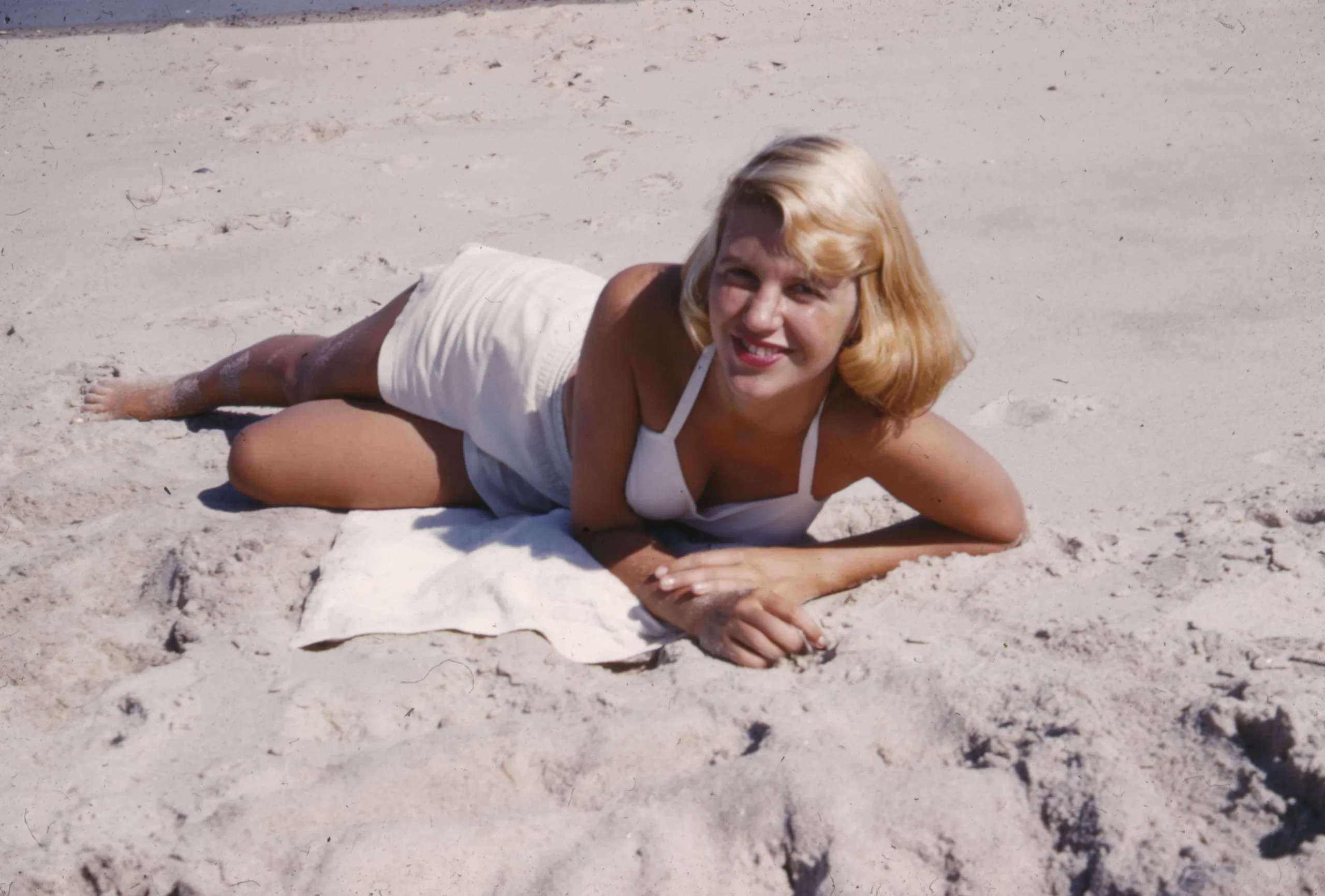 01-sylvia-plath-exhibition