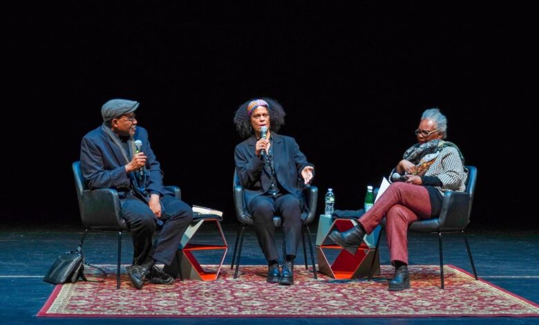 Award-winning authors Claudia Rankine, Bernadine Evaristo reflect on literary arts at Brown event Award-winning authors Claudia Rankine, Bernadine Evaristo reflect on literary arts at Brown event