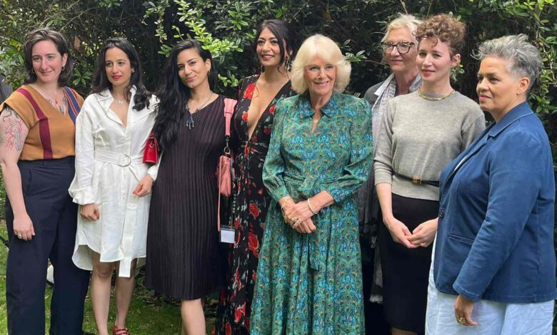 Queen Camilla surprises booksellers for special Women’s Prize event Queen Camilla surprises booksellers for special Women’s Prize event
