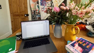 Where I Write: Hattie Williams Where I Write: Hattie Williams